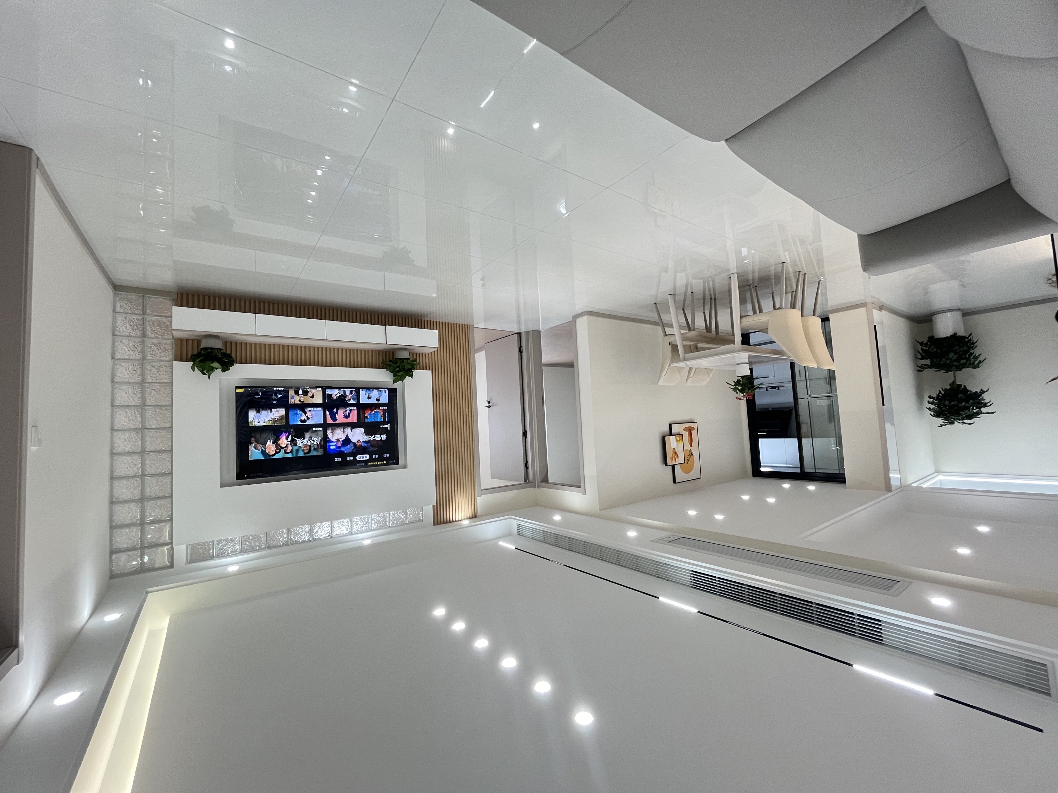 仙桃‮城商‬旁，全新装修3房​，三中，实验‮学小‬队口​，电梯11楼，手付1W带走