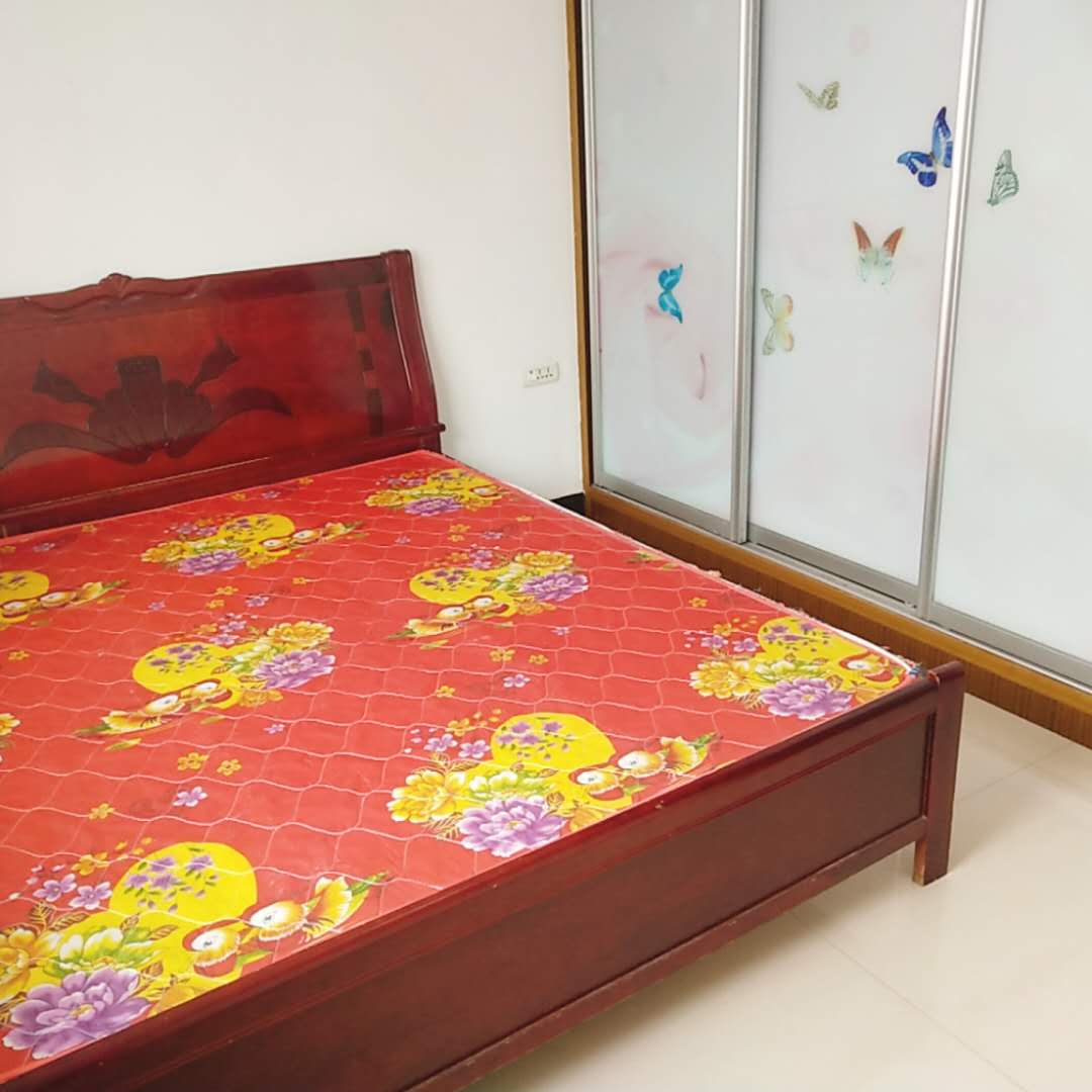 一中对面步梯中层环境好业主诚意出支持按揭