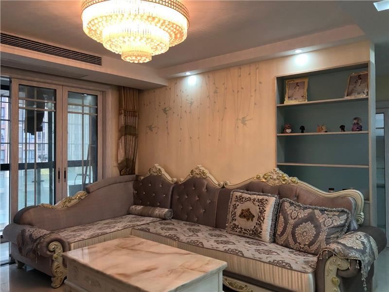 城南新三中旁精装电梯房拎包即住 就在家门口