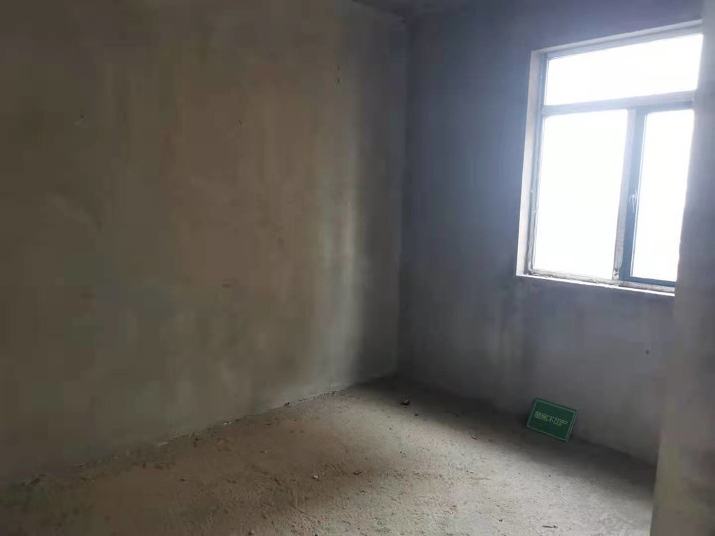 金港瑞景.毛坯三房.看房方便