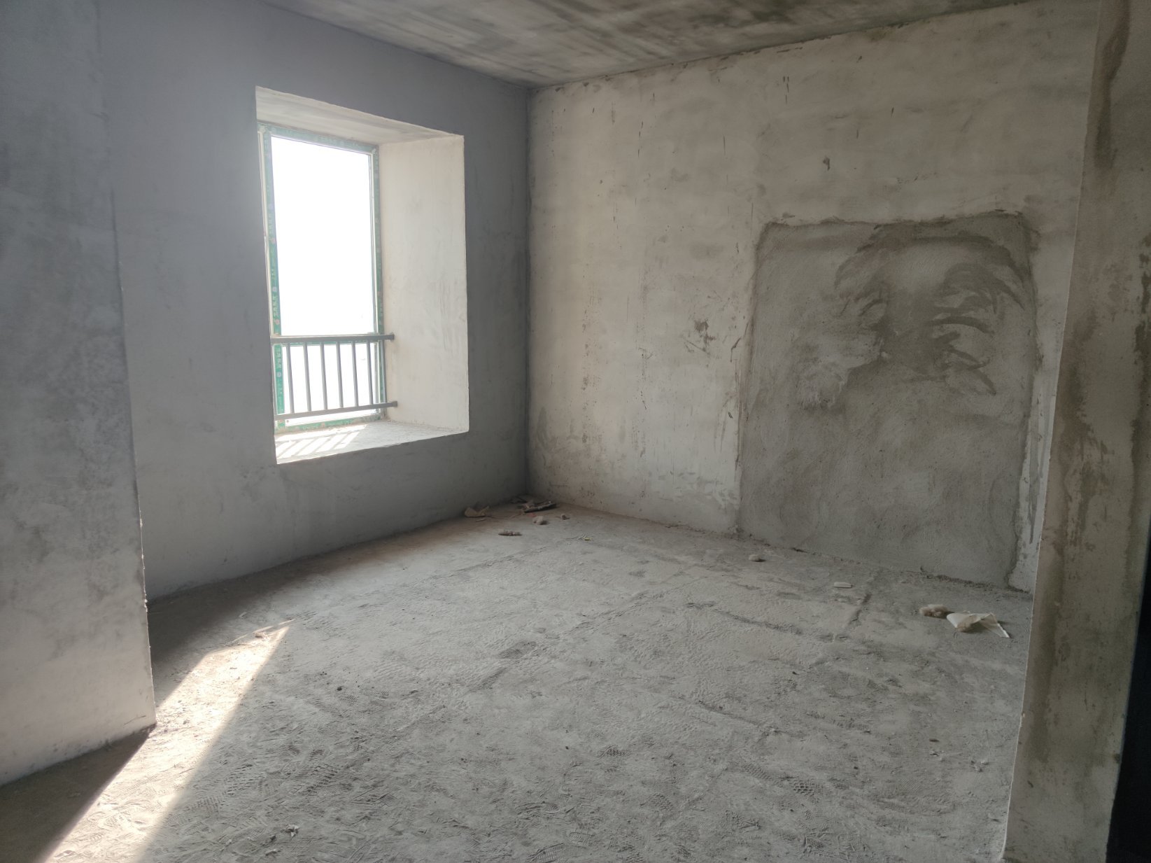 元泰未来城A区，毛坯三房，大证已下