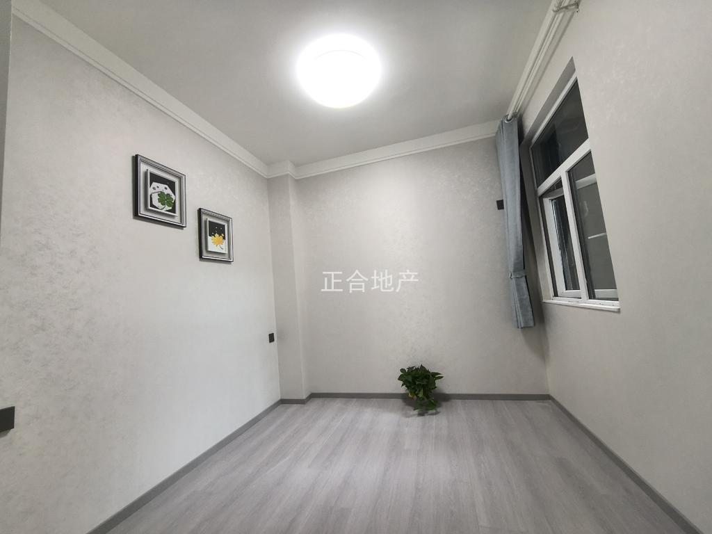 城南，天诚缘，总高17洋房，精装三房，好楼层六楼，证满二