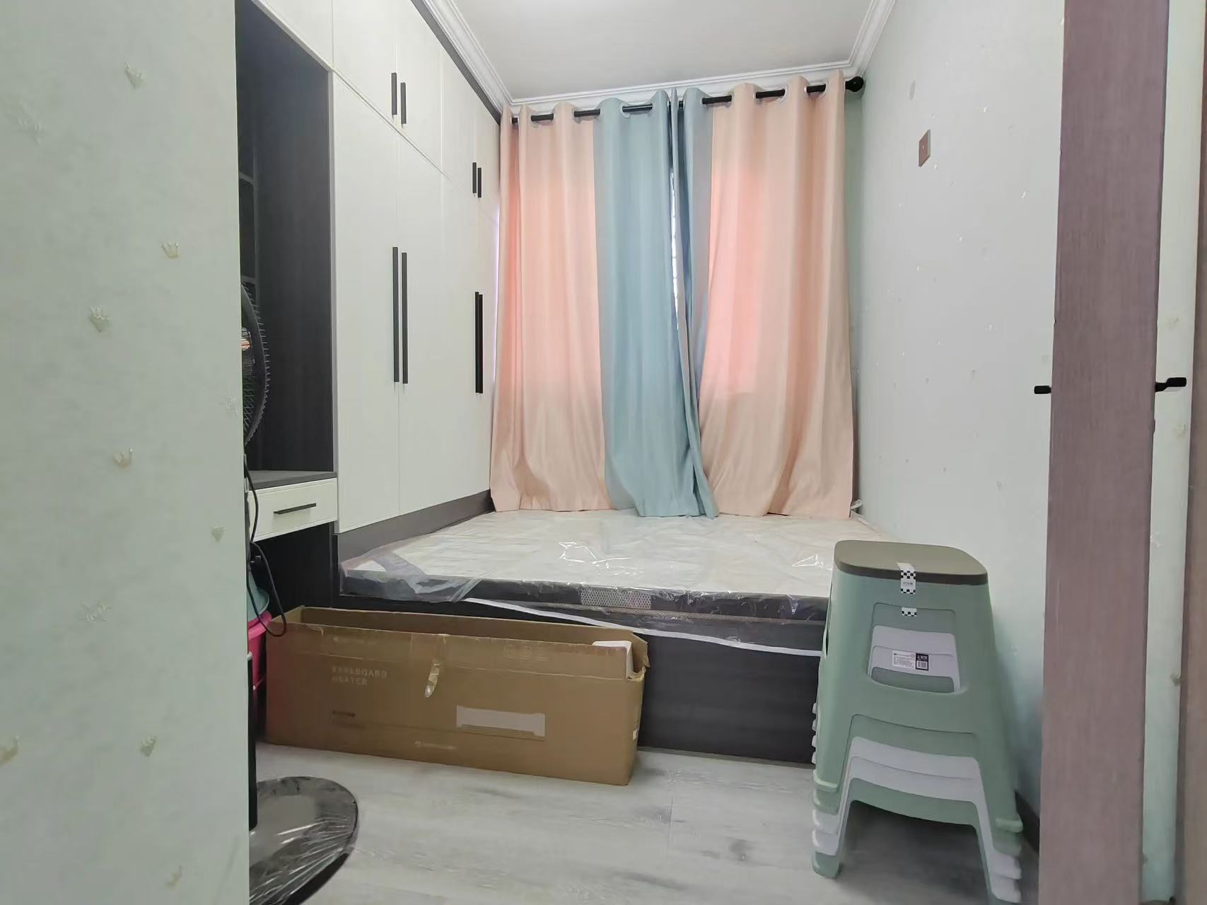 城南，御台公馆，东边户，基本未住，成色新，单价5300，证满二