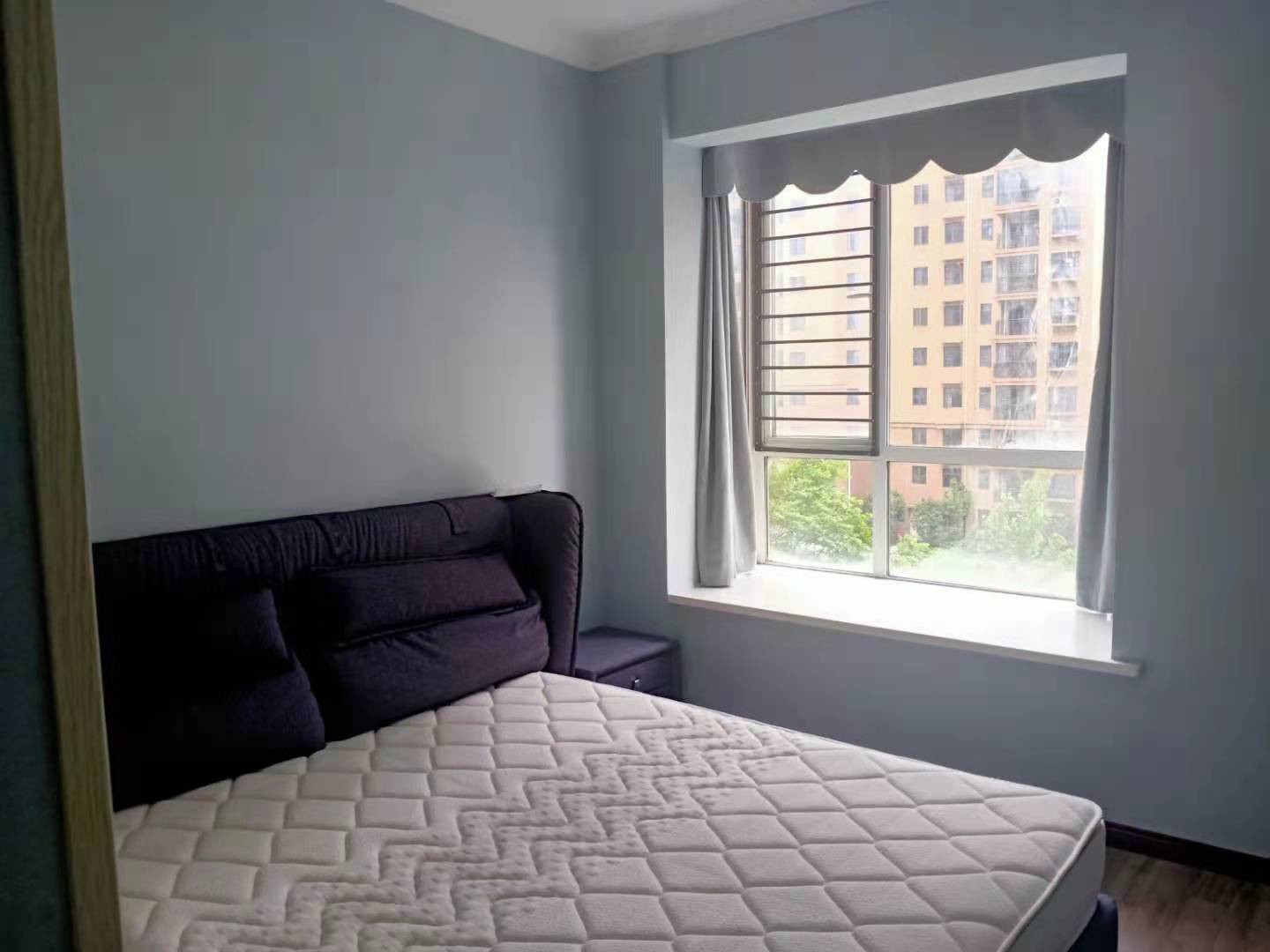 红树湾，精装三房二卫，中间好楼层