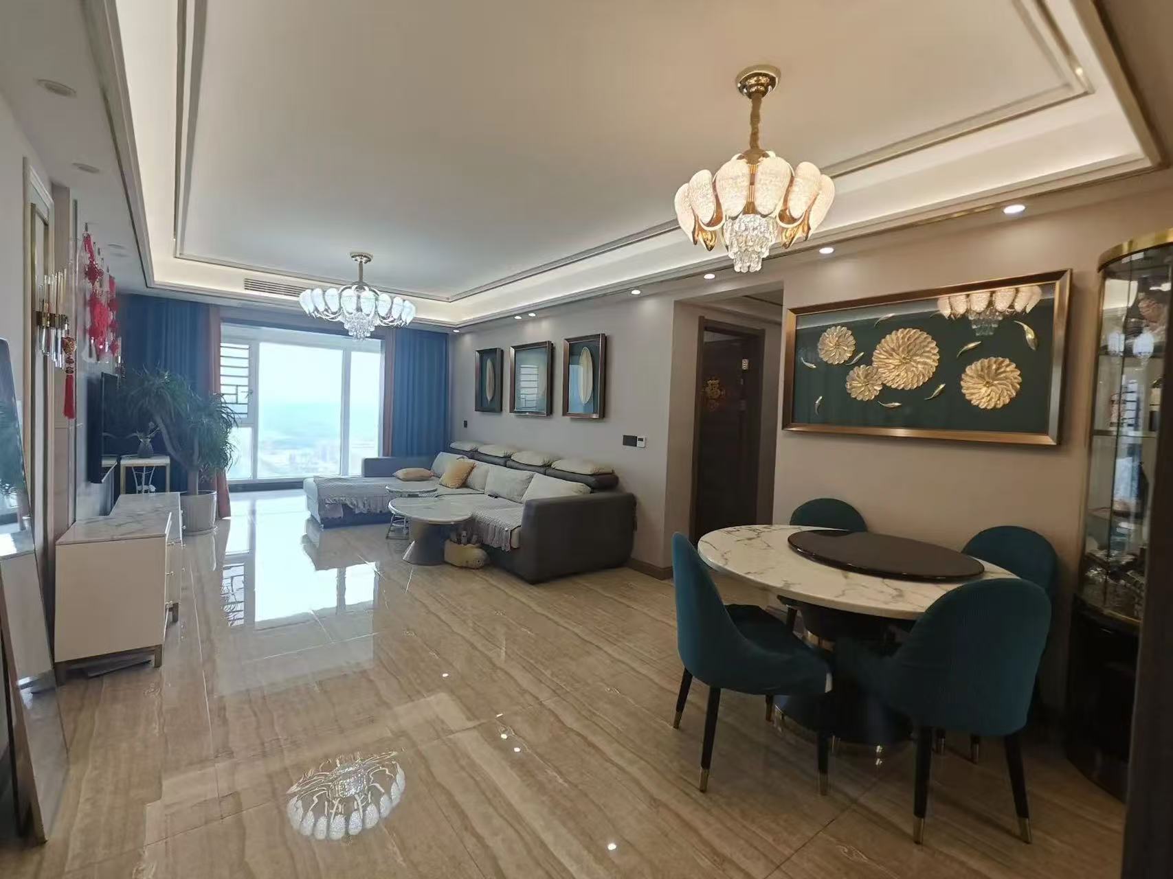 城南，碧桂园，单价5800，精装四房，成色新，证满二，好楼层