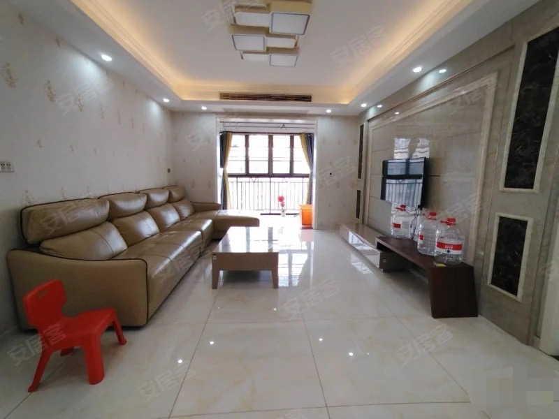 城西大盘， 锦绣江山，精装3房2卫，纯边户，证件满五，南北通透