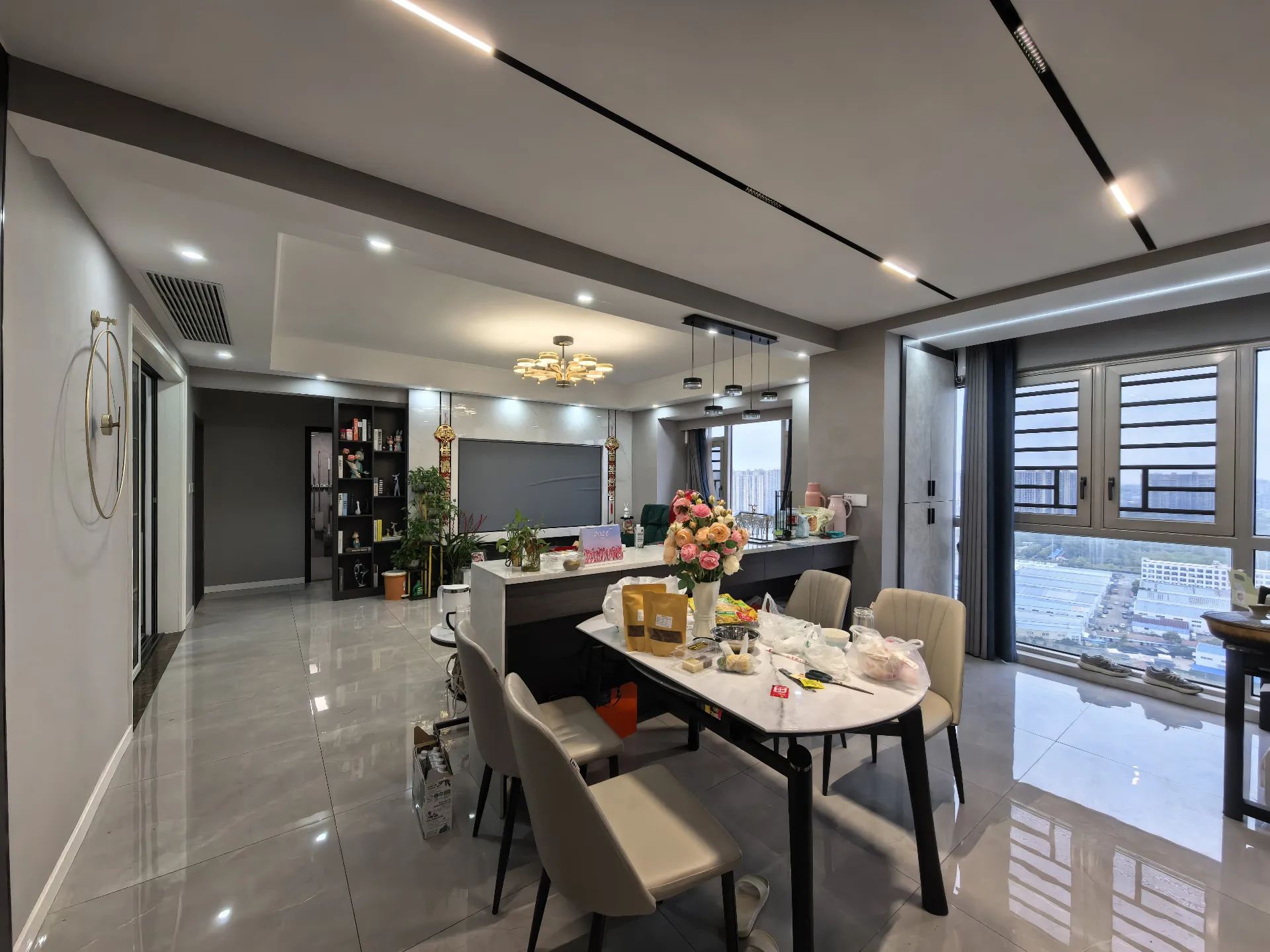 城南，都市高尔夫，性价比高，单价3800，边户，精装三房，证满二，好楼层