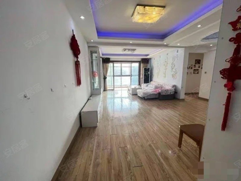 城南，元泰三中大门口，汉江景苑， 电梯小高层， 4300单价 ，好楼层，证满二