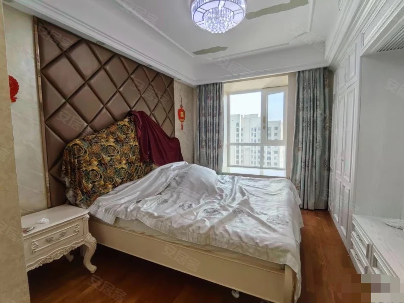 ？城南，元泰未来城A区，豪装三房，单嫁5子头，电梯好楼层，9成新，南北通透，证满二