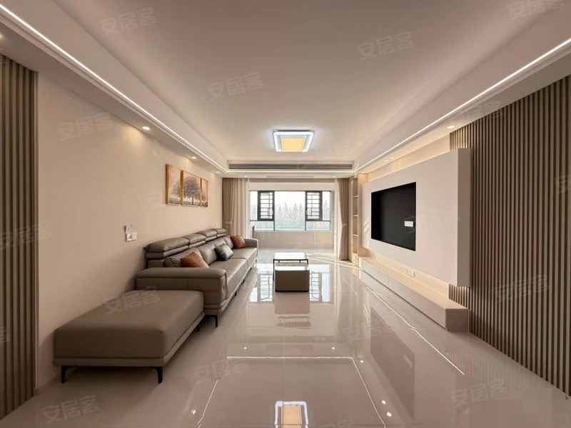 亏本出售，城南，御湖世家，单价5300，精装三房，一天未住，证满二