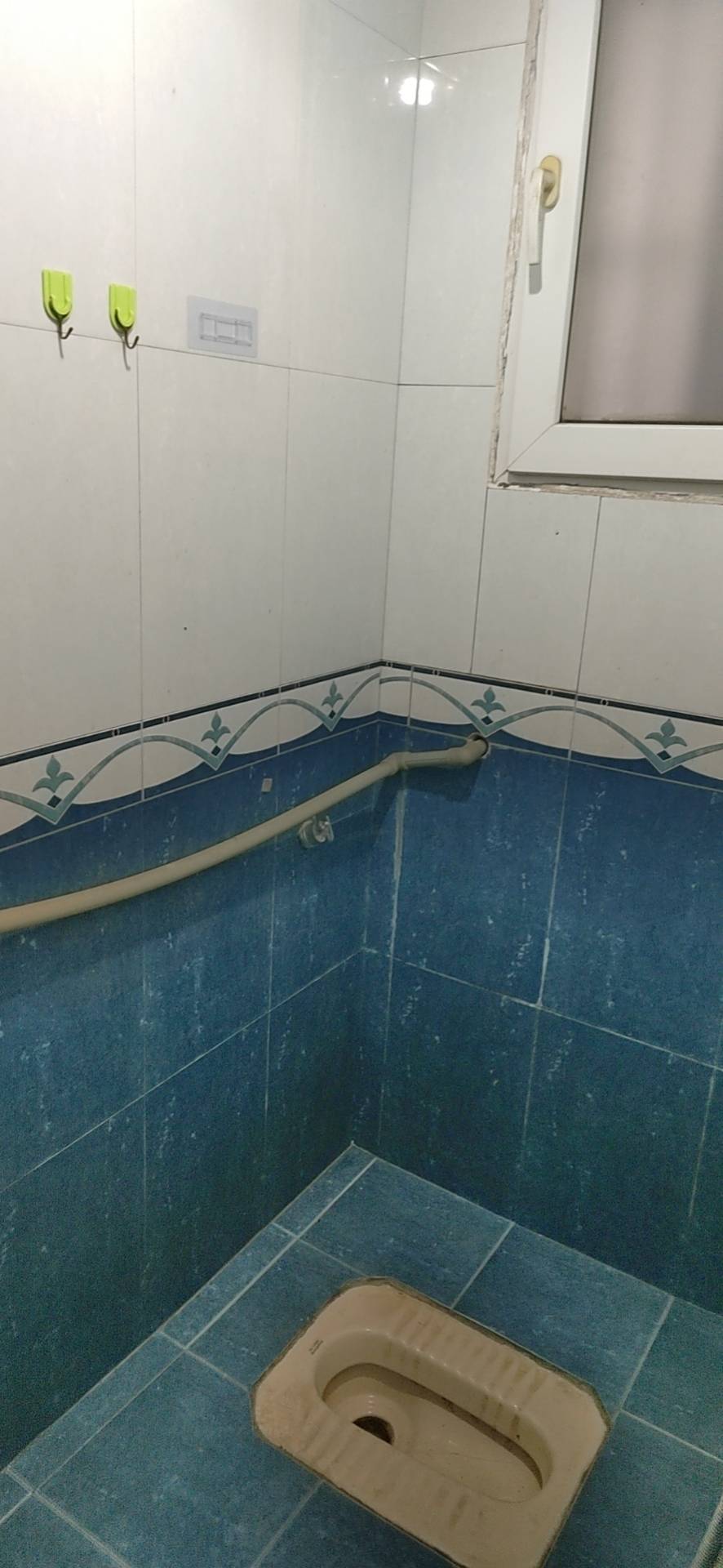 八中附近低价出售房东急售