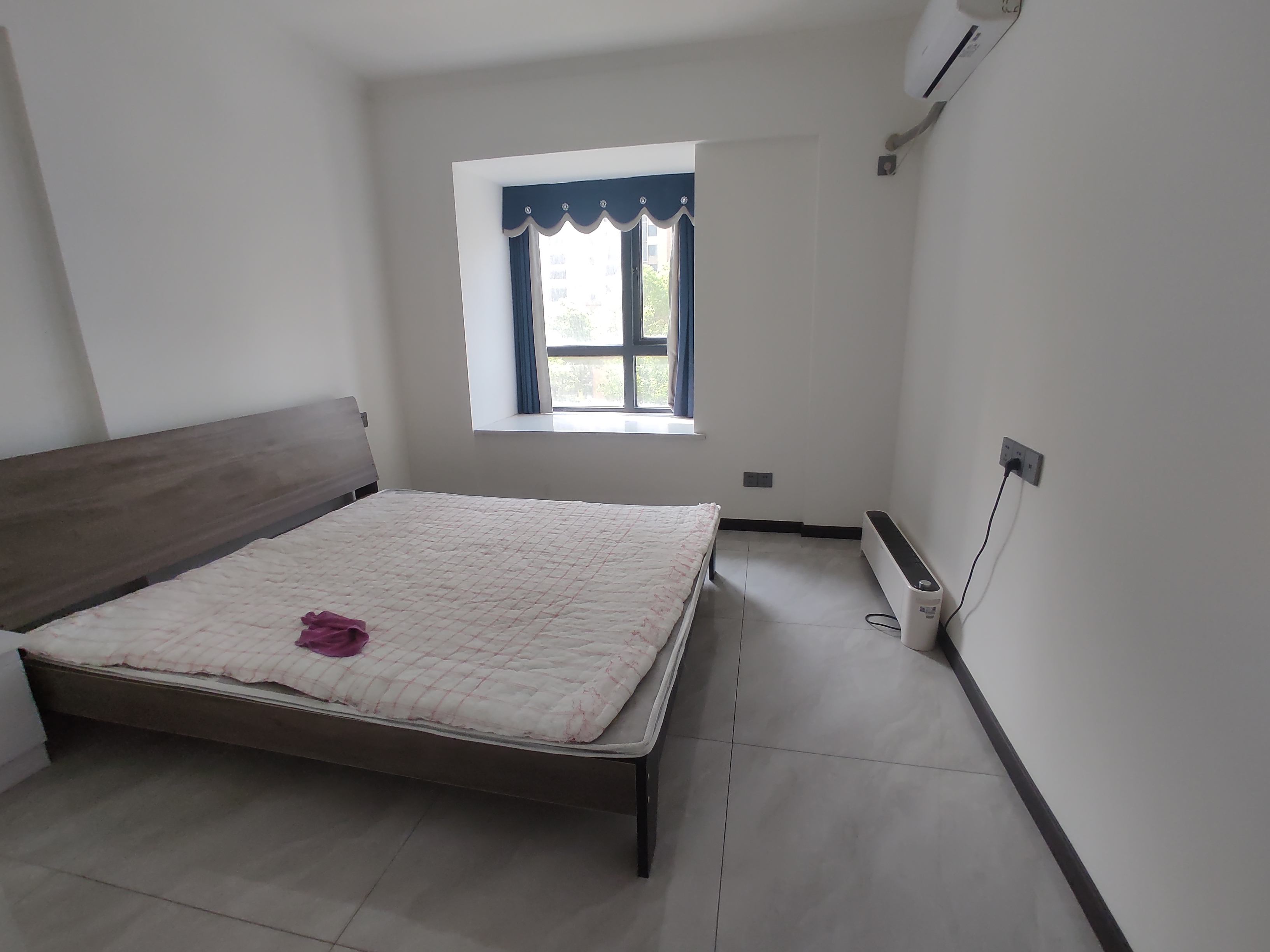 森林国际.精装三房.下楼就是學笑.看房方便