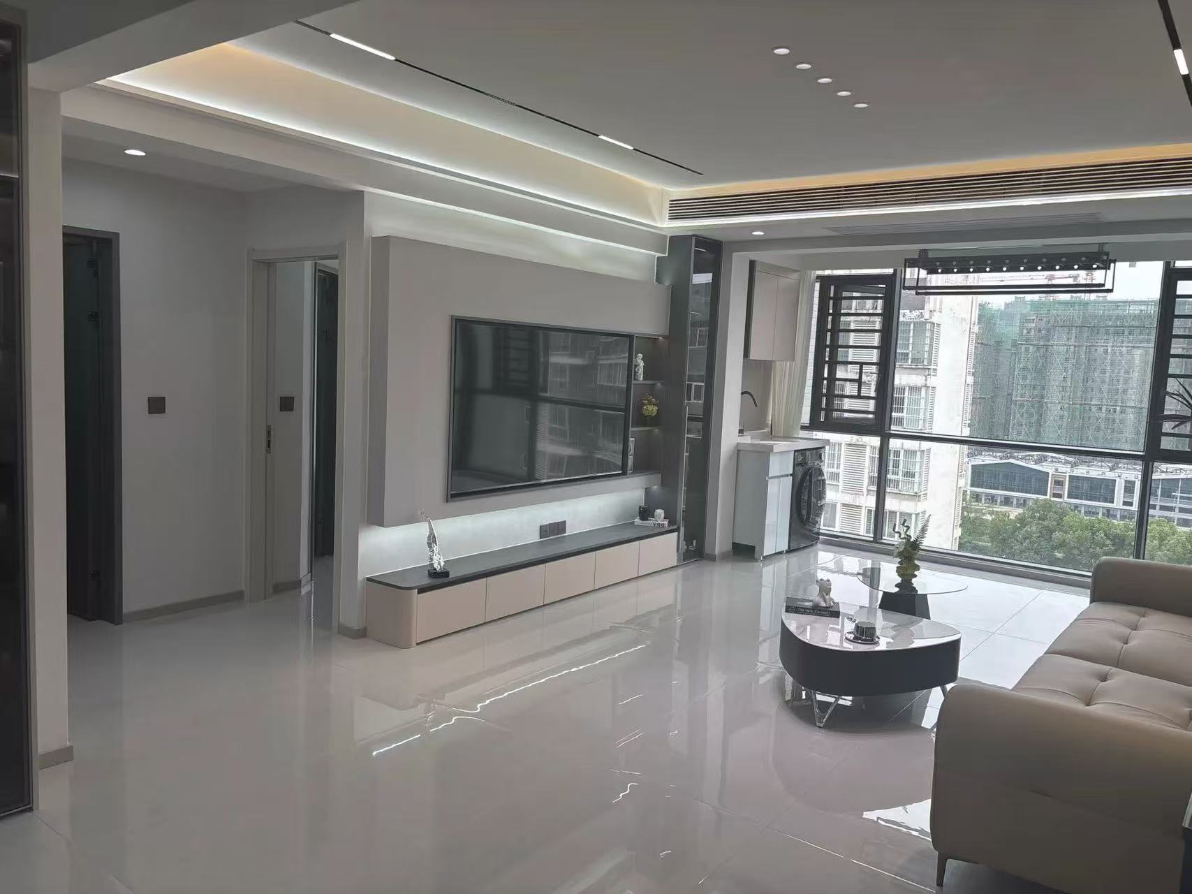 城南，吾悦旁，电梯小高层，精装三房二卫，单价5400，元泰三中，东边户