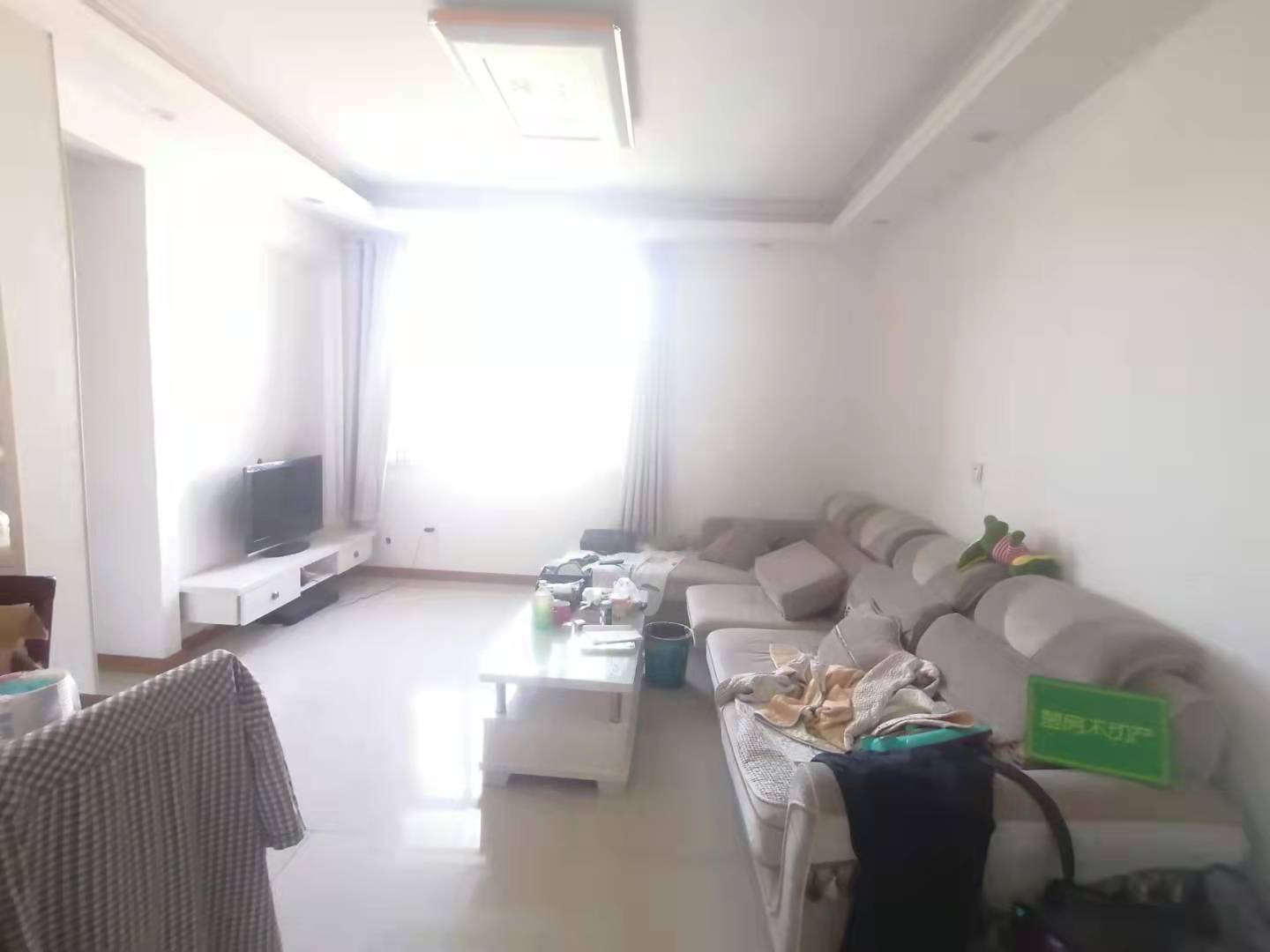 一中对面翰墨苑精装修边户采光好证在手可租可住价格可谈