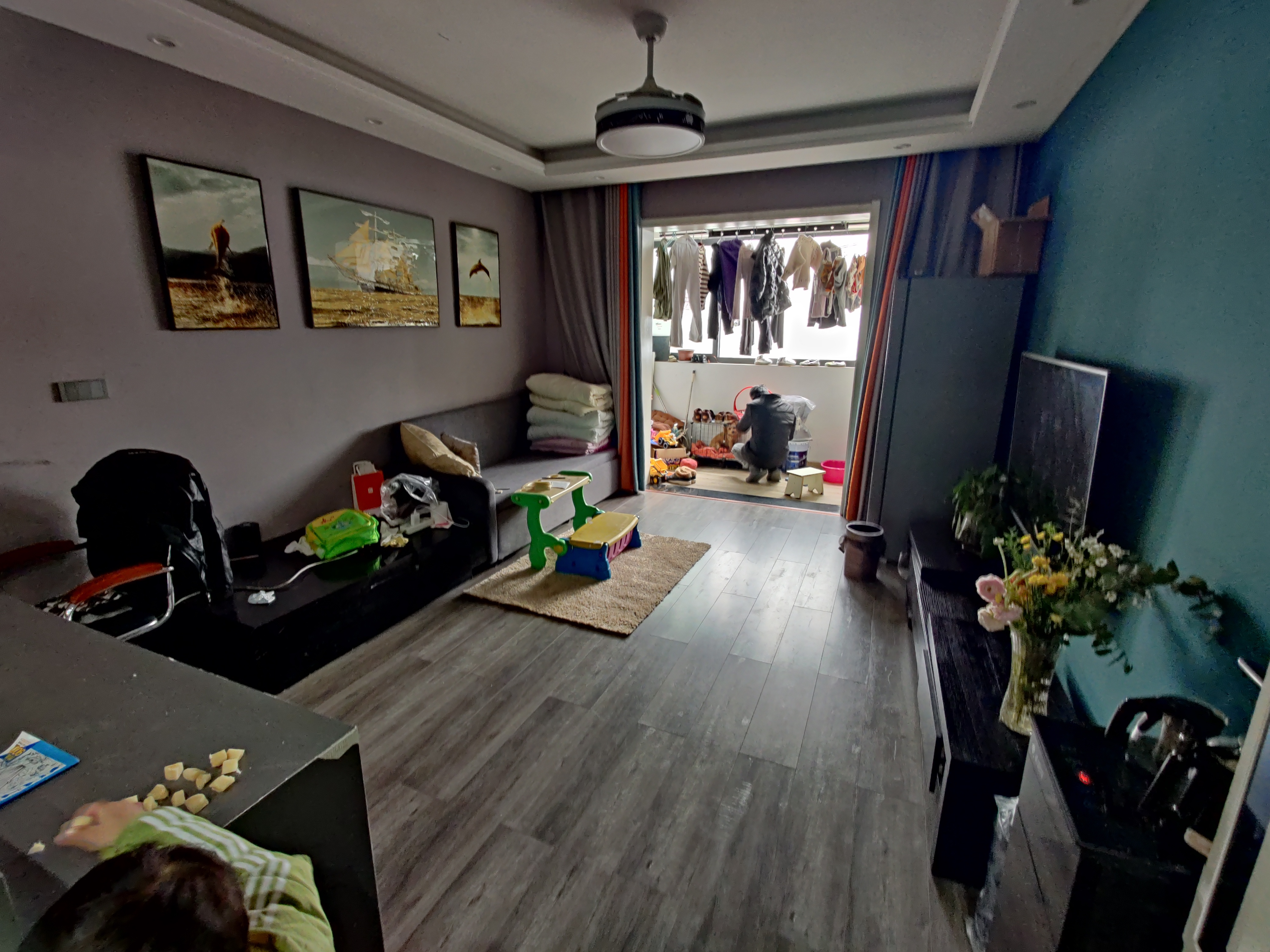 江滩公园旁水云间精装修小三室电梯凤凰层小区自带幼儿园