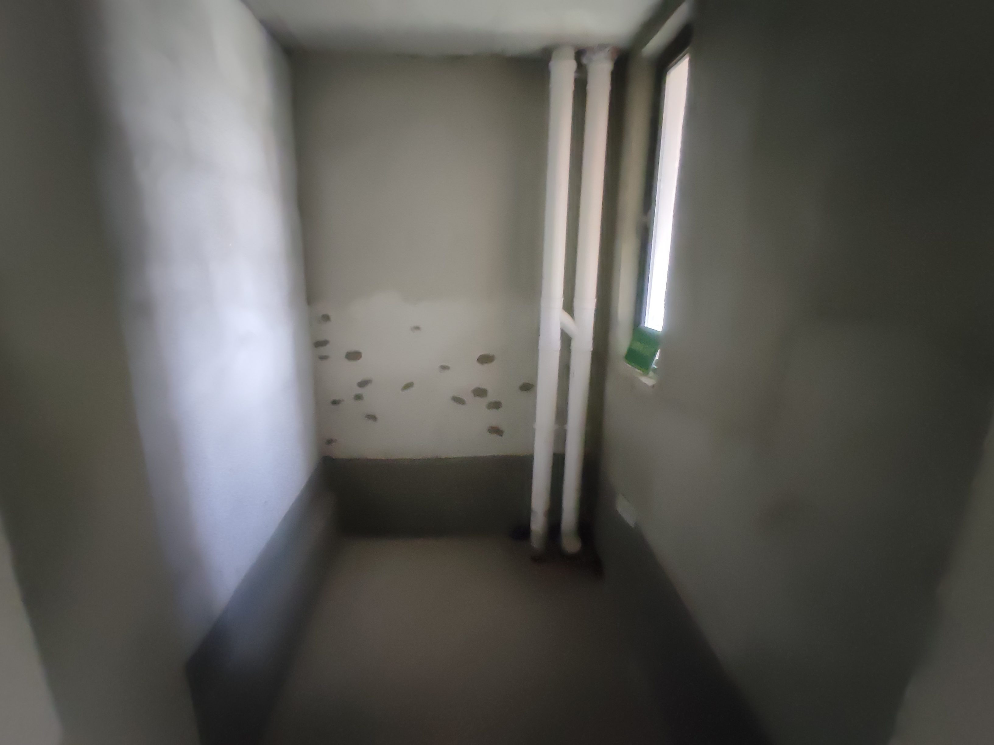 荣怀毛坯三房小区自带XUE校楼层是中间的诚意出售看房方便