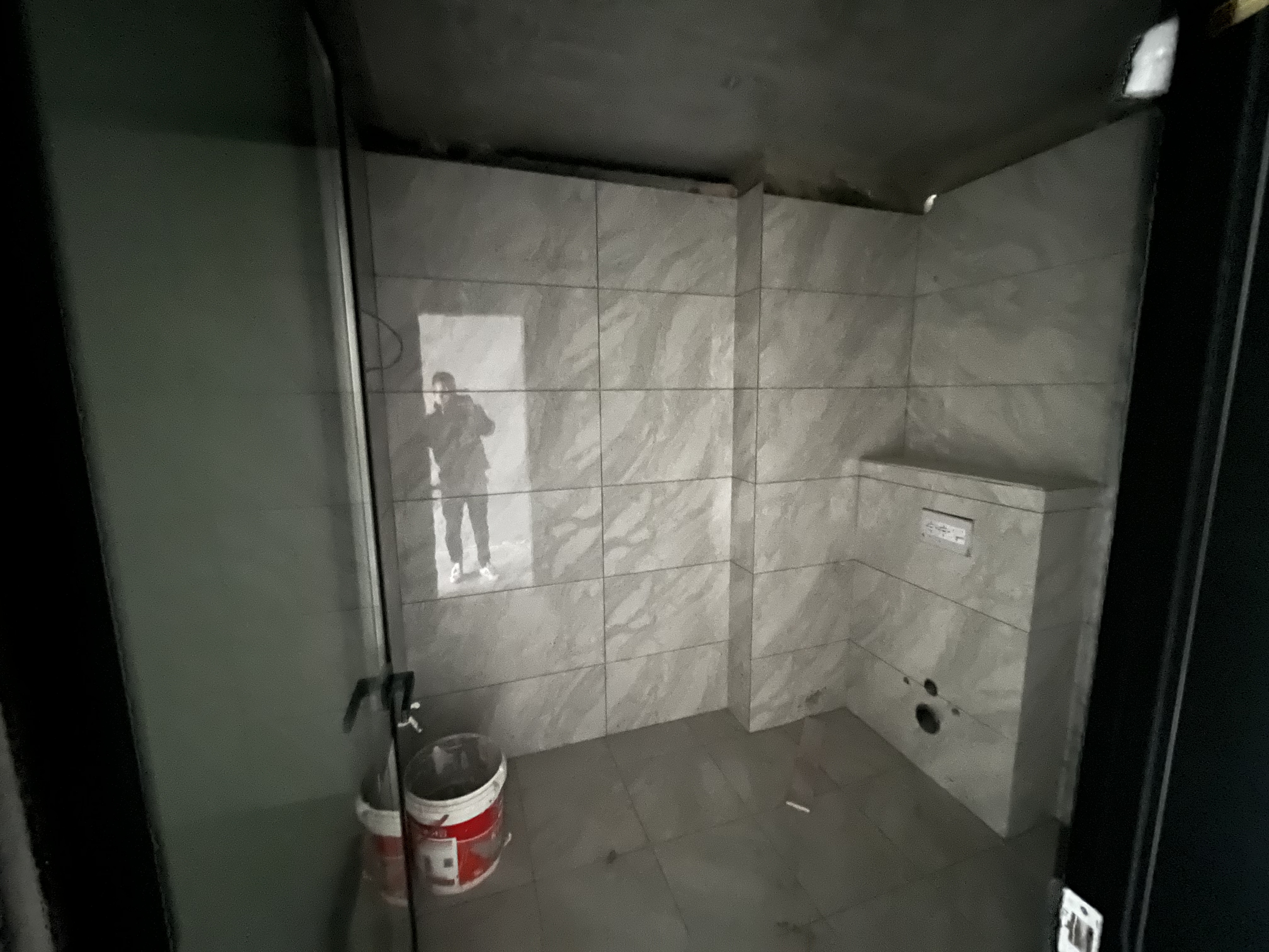 元泰未来城硬装全部装完了进去只需软装就可以了中央空调看房方便