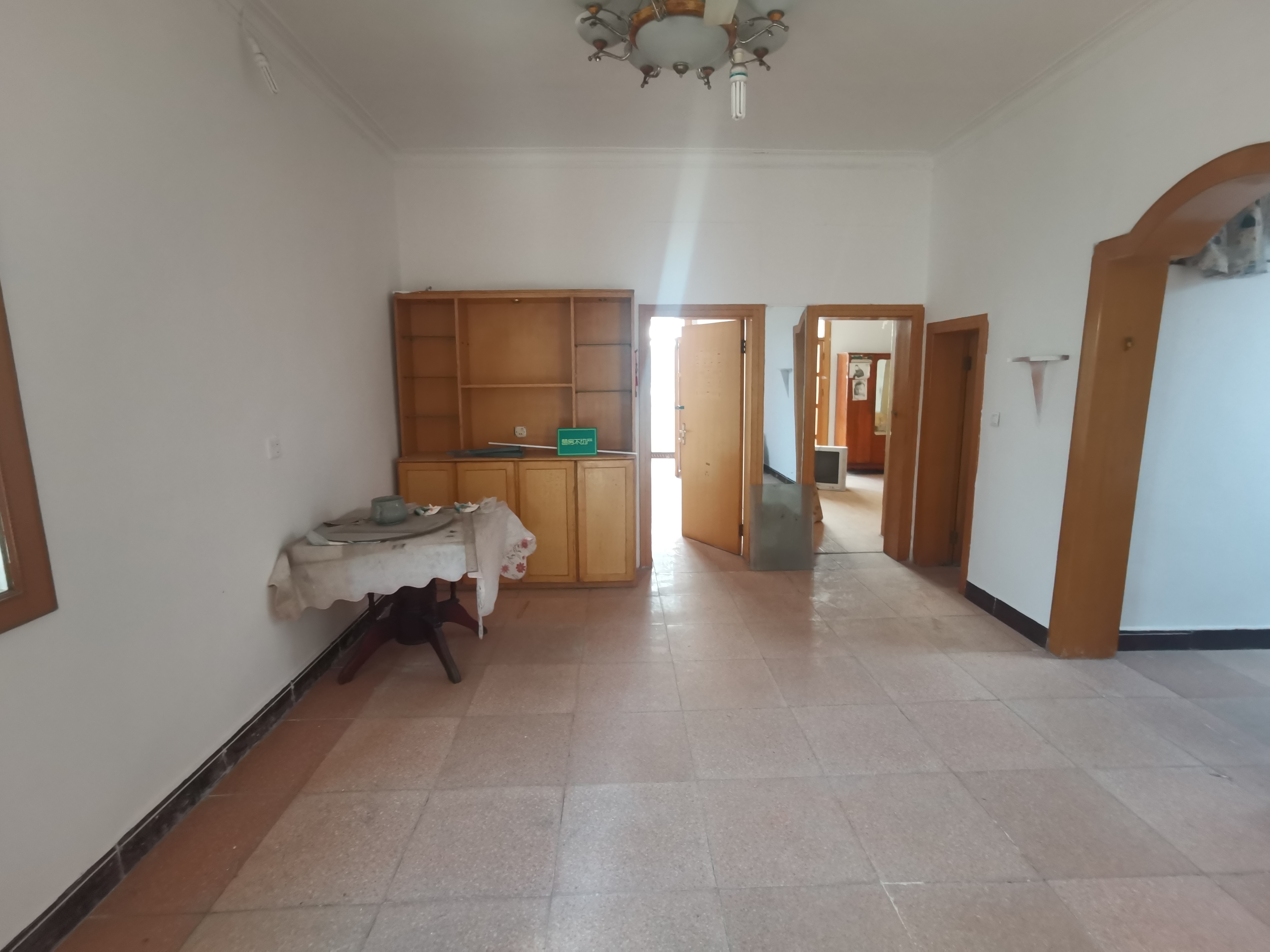 实验高中附近私房有证可过户业主诚心卖