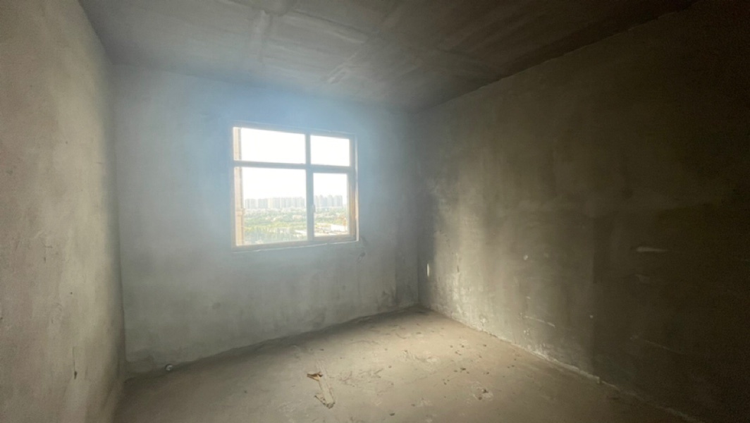 捡漏，亏本出售，沔阳清华园，单价4343，毛坯三房，小高层，证满二