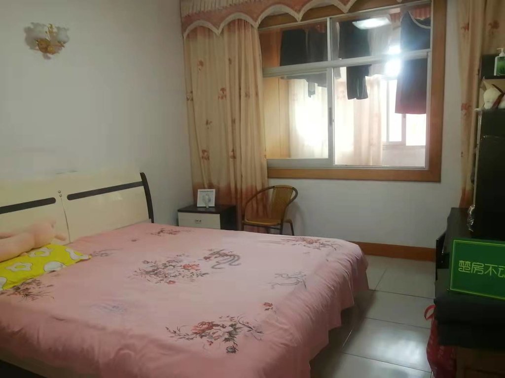 花园酒店仙运集团宏运名居旁步梯2楼精装修可贷款满5