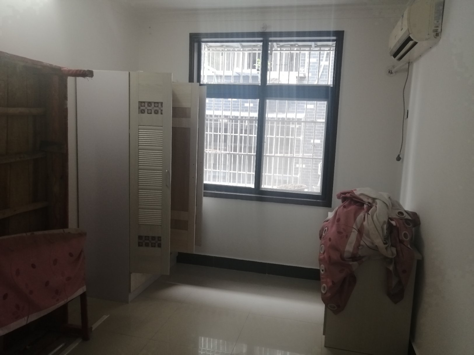 沔中对面装修两房，陪读非常好