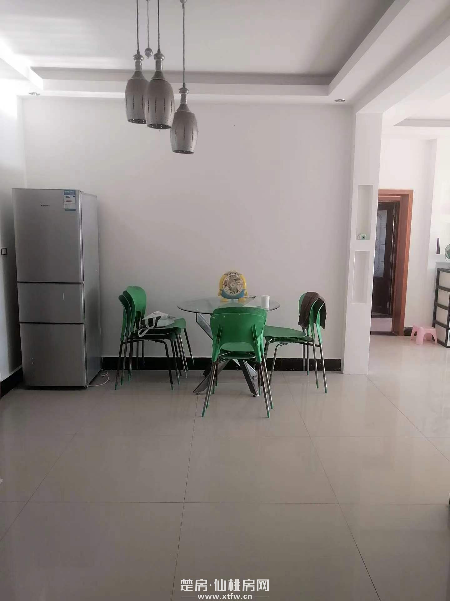 宽敞明亮的好房子，楼龄只有10多年，你值得拥有