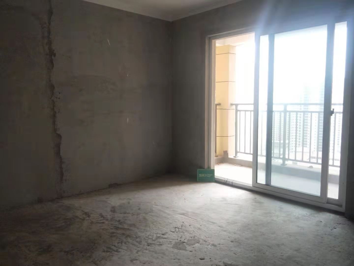 降价了，森林国际毛坯湖景房南北通透楼层采光好前看湖后看景欢迎看房