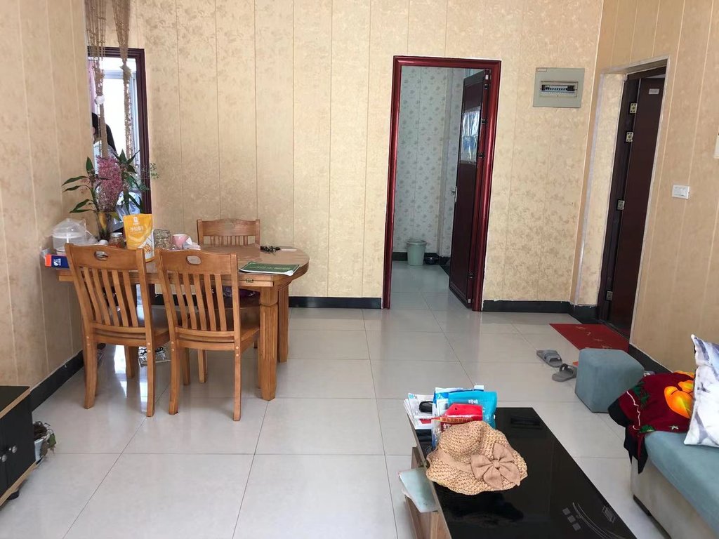 世纪雅园精装两房步梯中层周边配套齐全生活方便