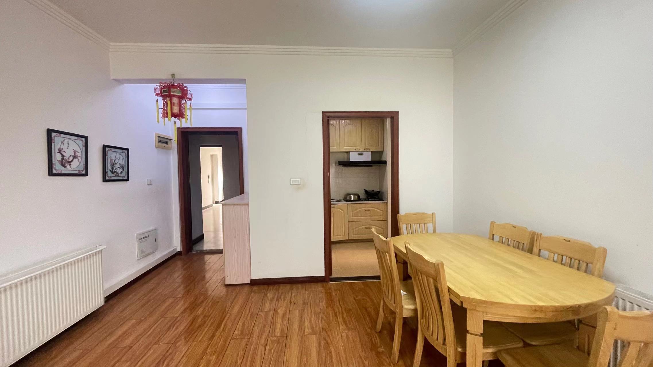 汉江景苑.精装三房.中间楼层.看房方便