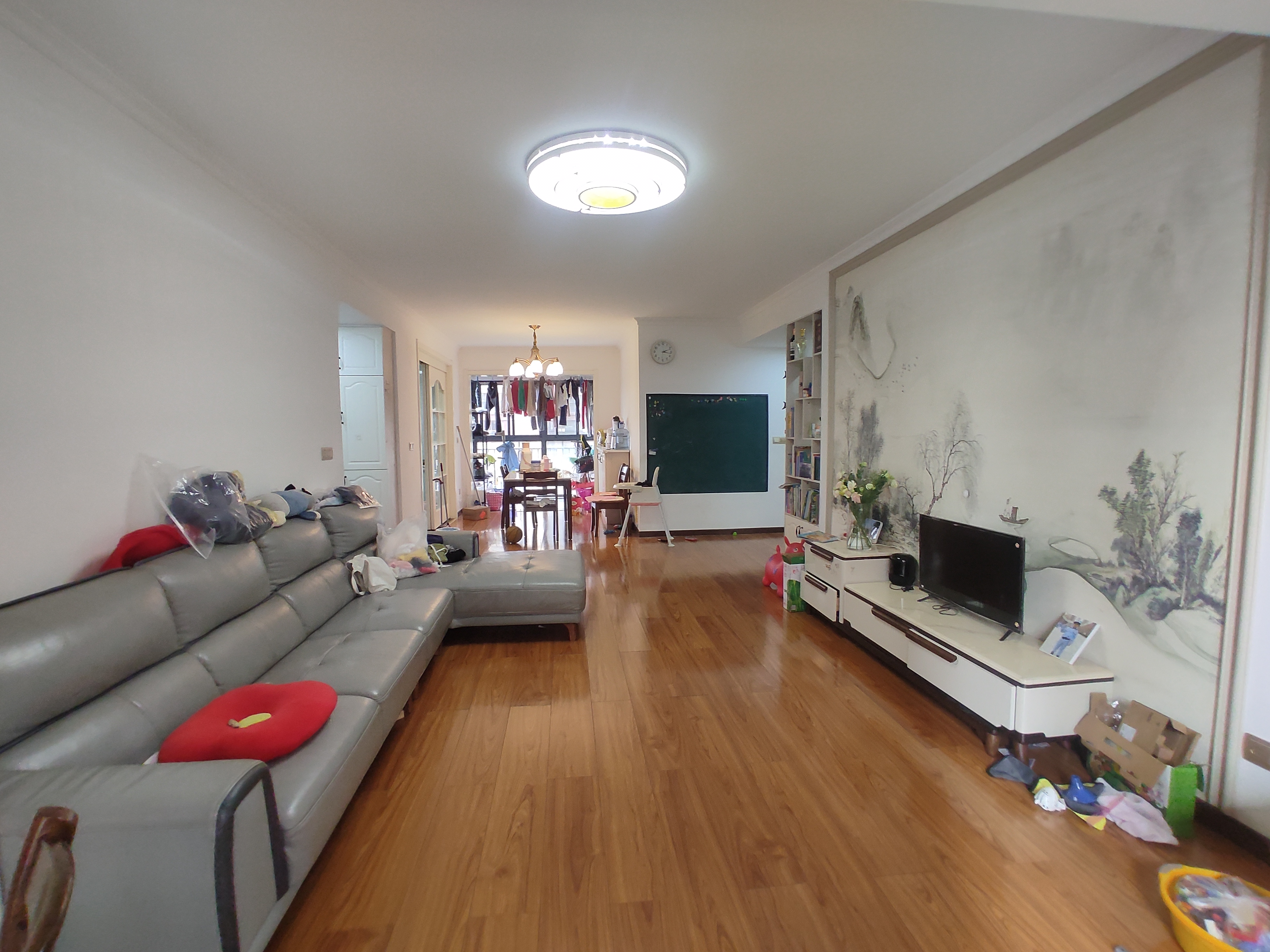 满庭春.精装三房南北通透.证件满二.看房方便