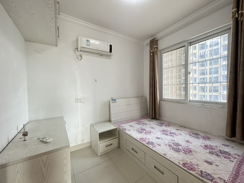 翰林公馆2室2厅1卫精装修家具家电全配优价出租