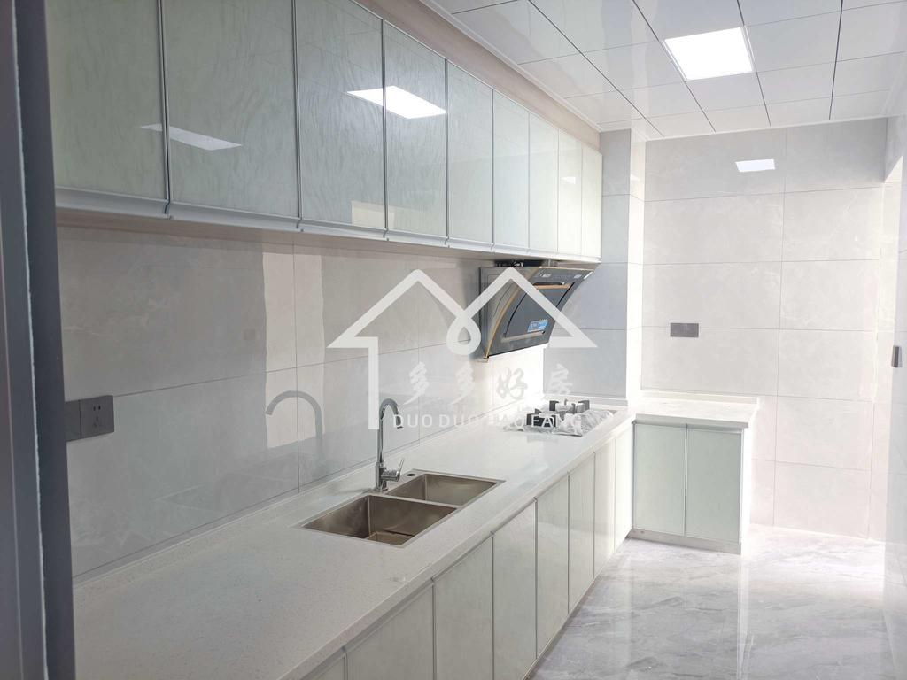 城西好房来了，新三中，新妇幼，生活配套全，杠杠的