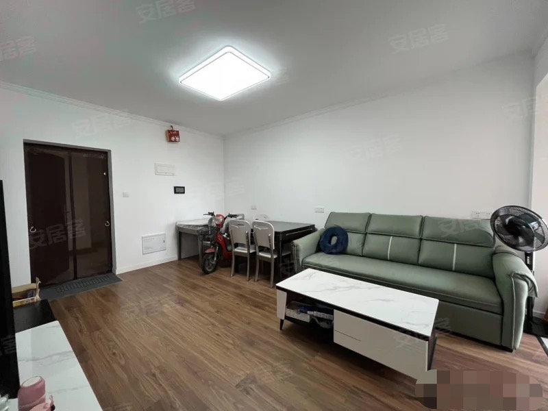 358？荣怀B区，精装大两房，​家电齐全，拎包入住，朝阳三小和三中