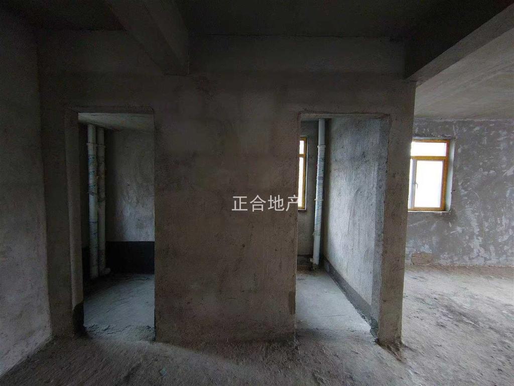 急售，职院附近，沔阳天泽园，毛坯两房，电梯小高层，边户，证满二，价格可谈