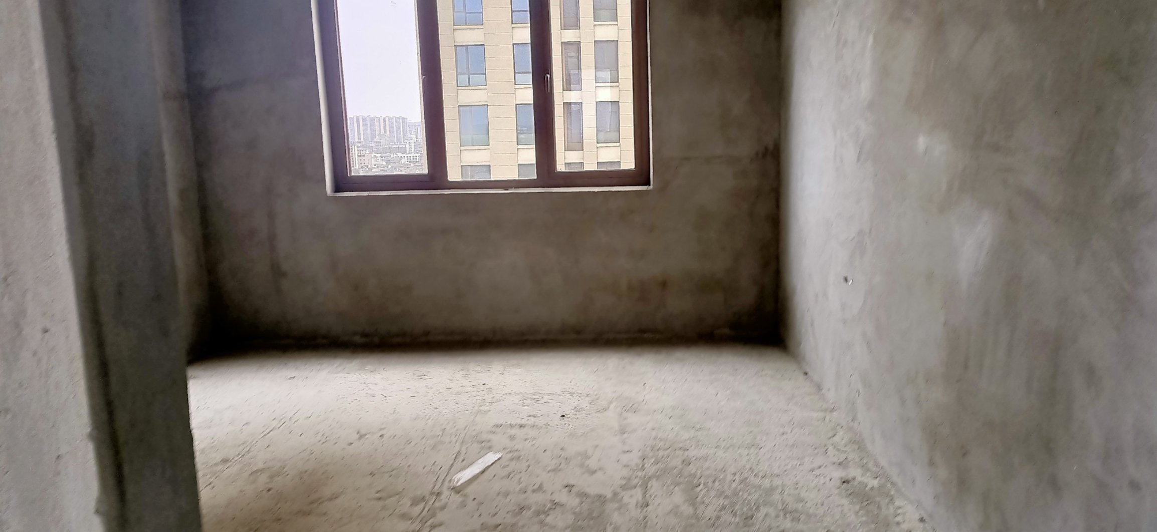 绿地香格里拉160平大四房两厅两卫三阳台中间好楼层东边户采光 