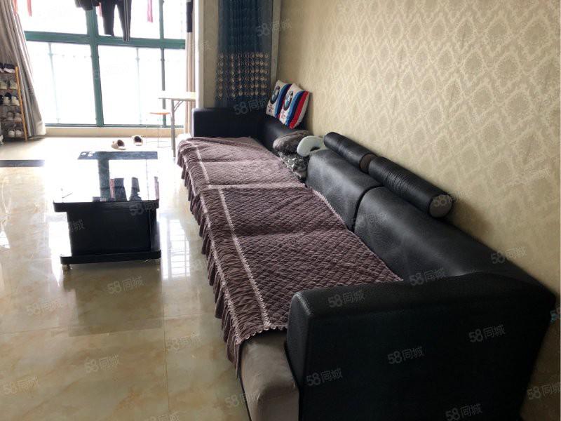 新城壹号精装三房两卫118平，证满二