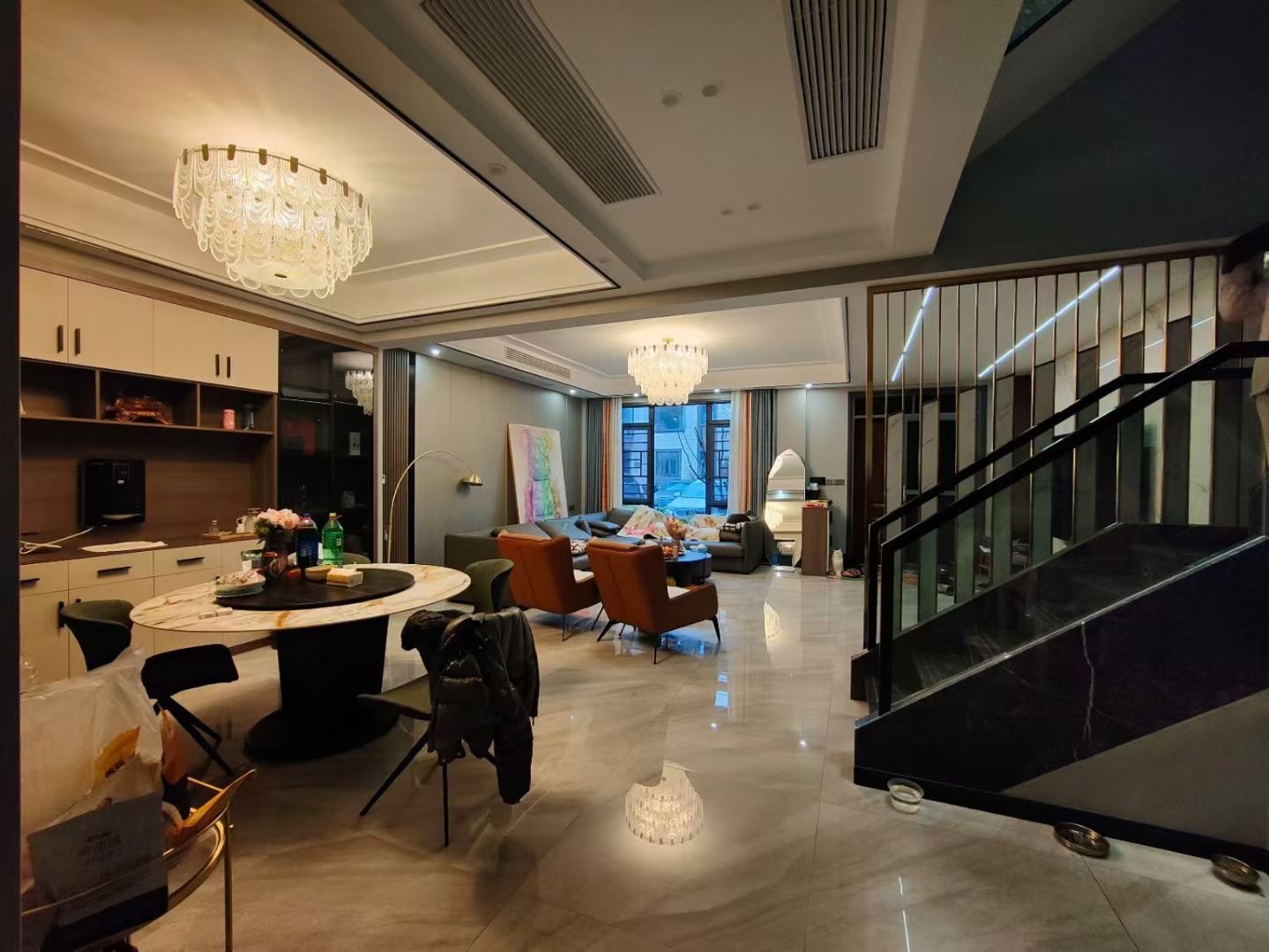 城西，祥生观澜府，精装别墅，成色新，房东直降52万，现在168万，满二，南入户北院子