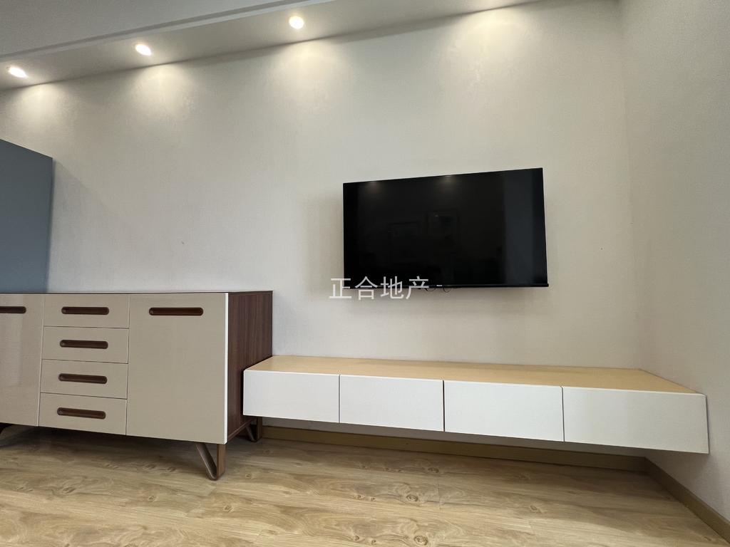 城南，沔阳天泽园，电梯小高层，凤凰楼，精装二房，证满二