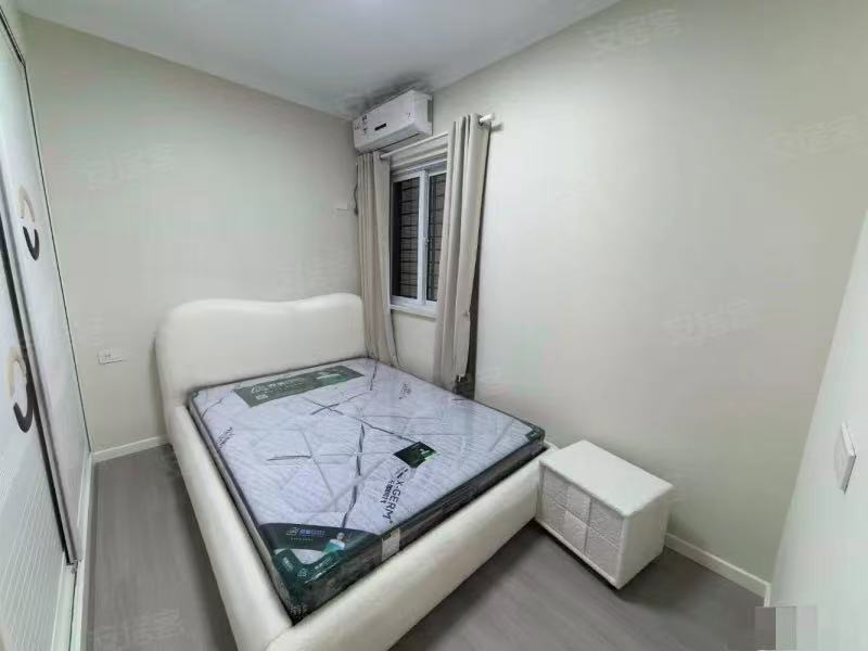 427，捡漏，和合国际，精装三房，老证，诚心出售