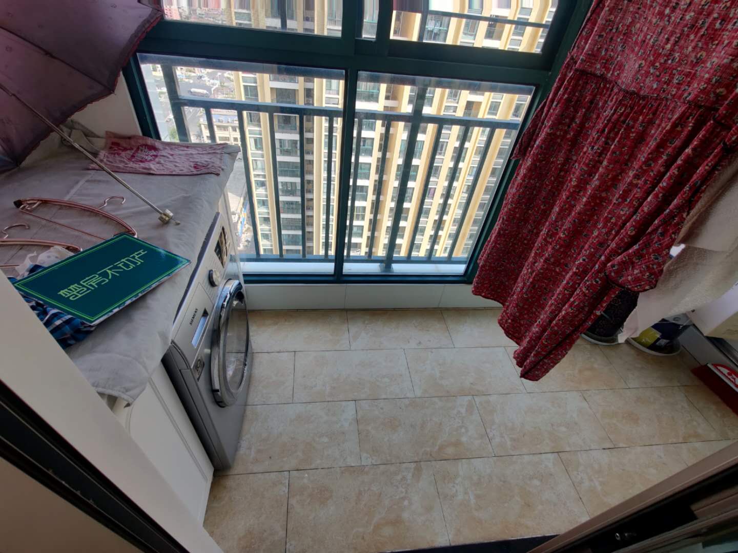 新街精装三房沔阳 新三中 房入住时间短看房方便