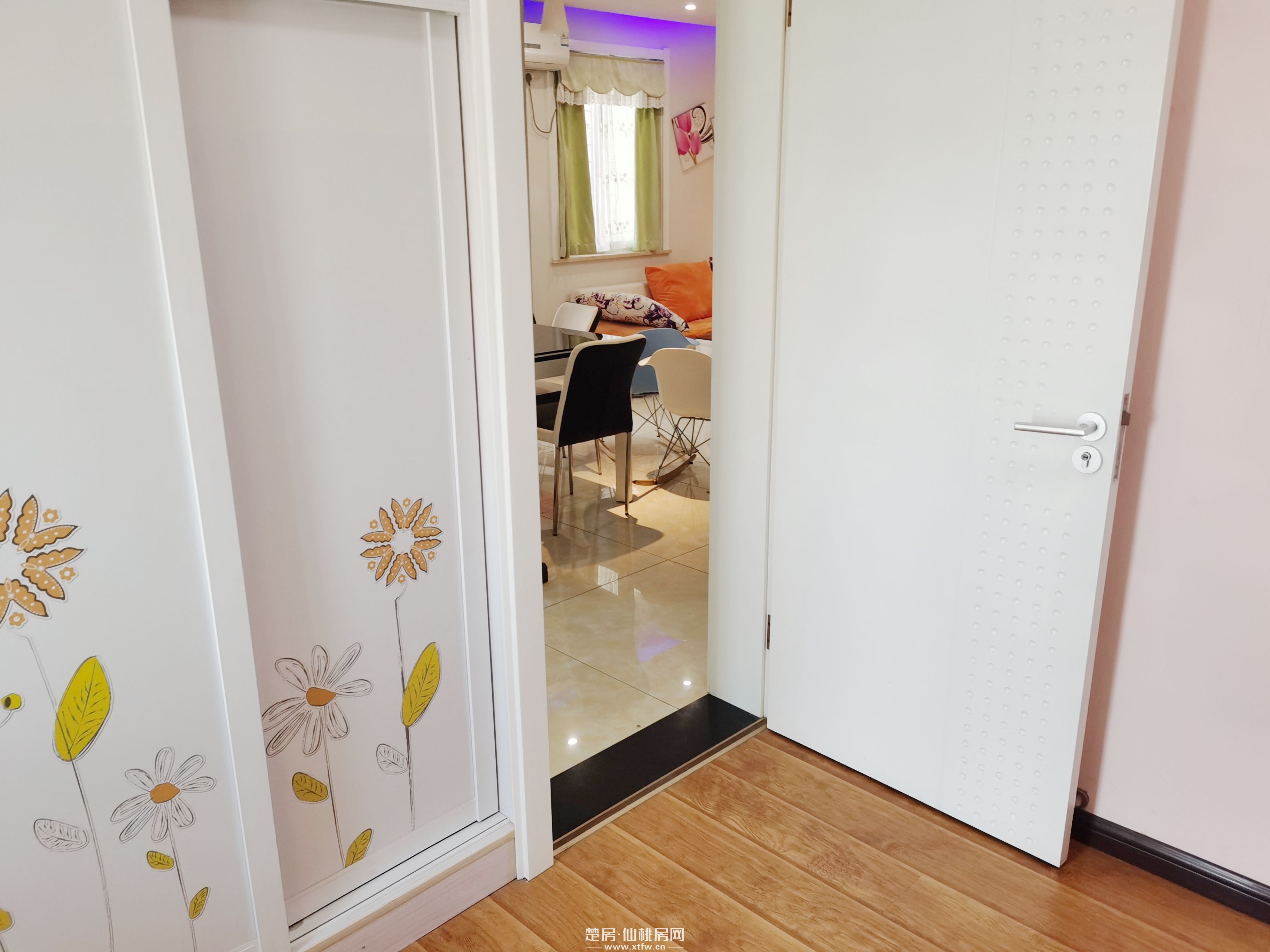 仙下河旁-实验二小-仙三中-精装全新-两房两厅一卫-大阳台-南向采光优-拎包入住