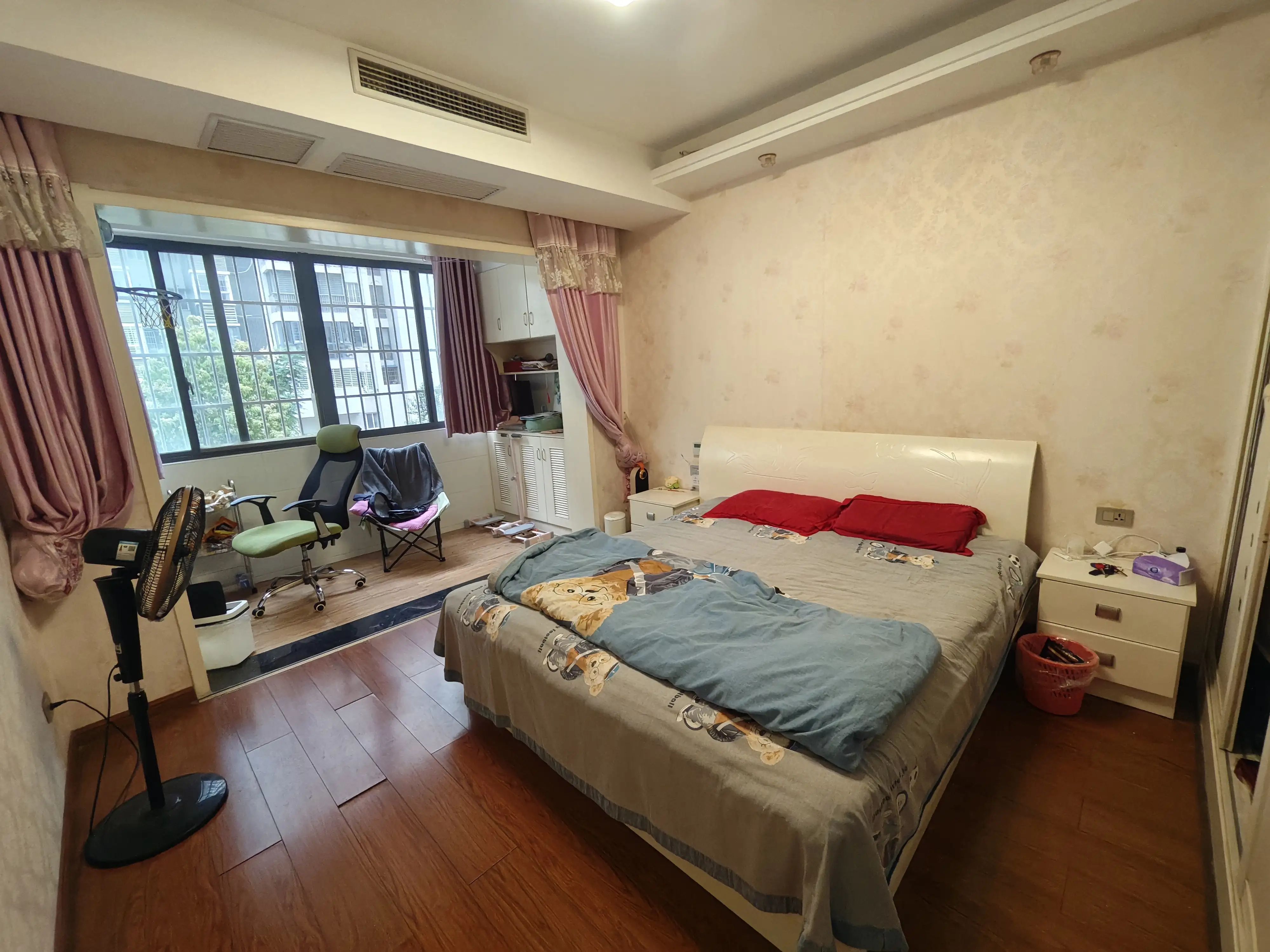 捡漏，急卖，全款，城市丽景，精装三房，证满二，单价2596元