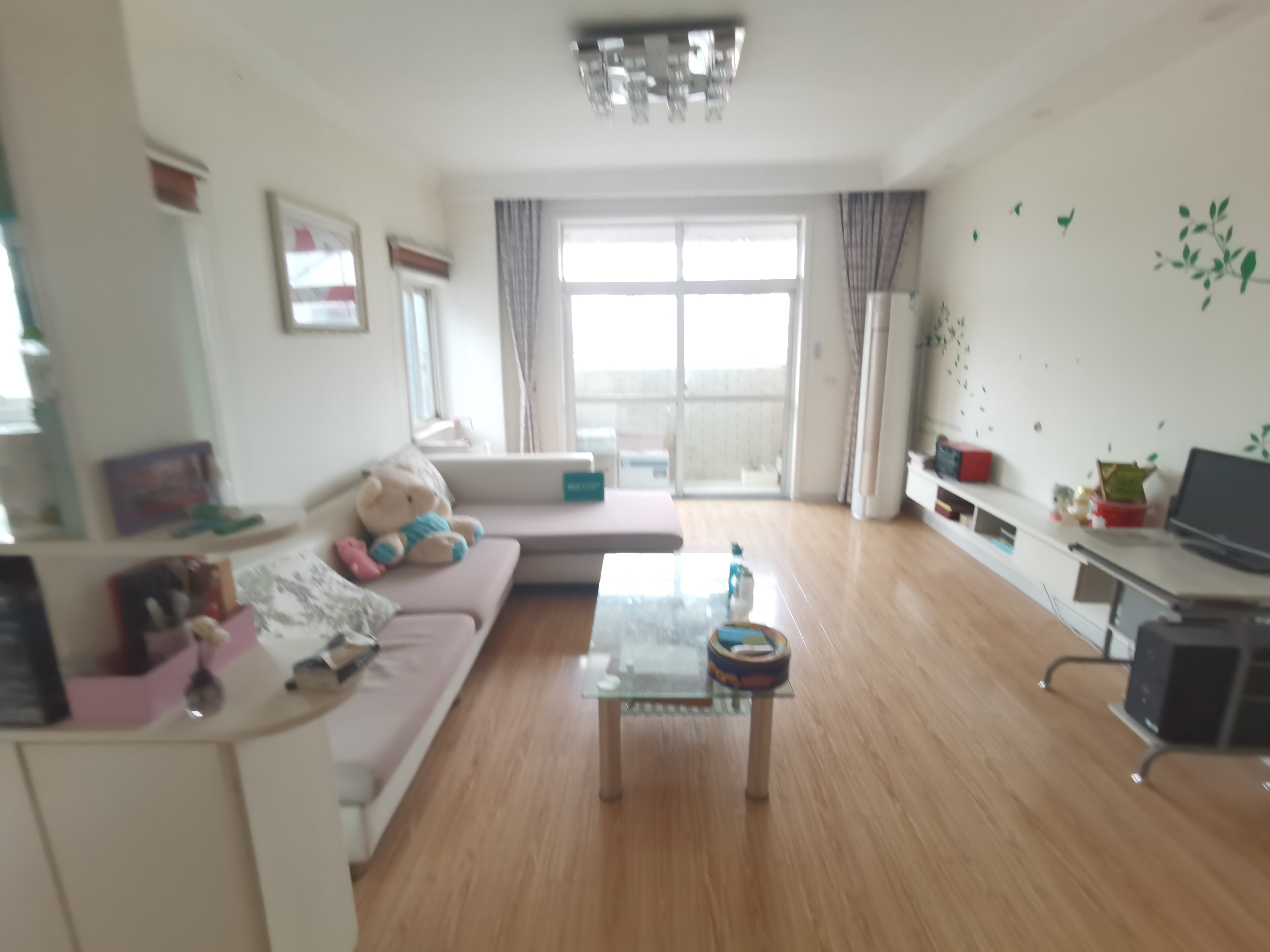 香岸华府精装步梯房，税费少价格可小刀