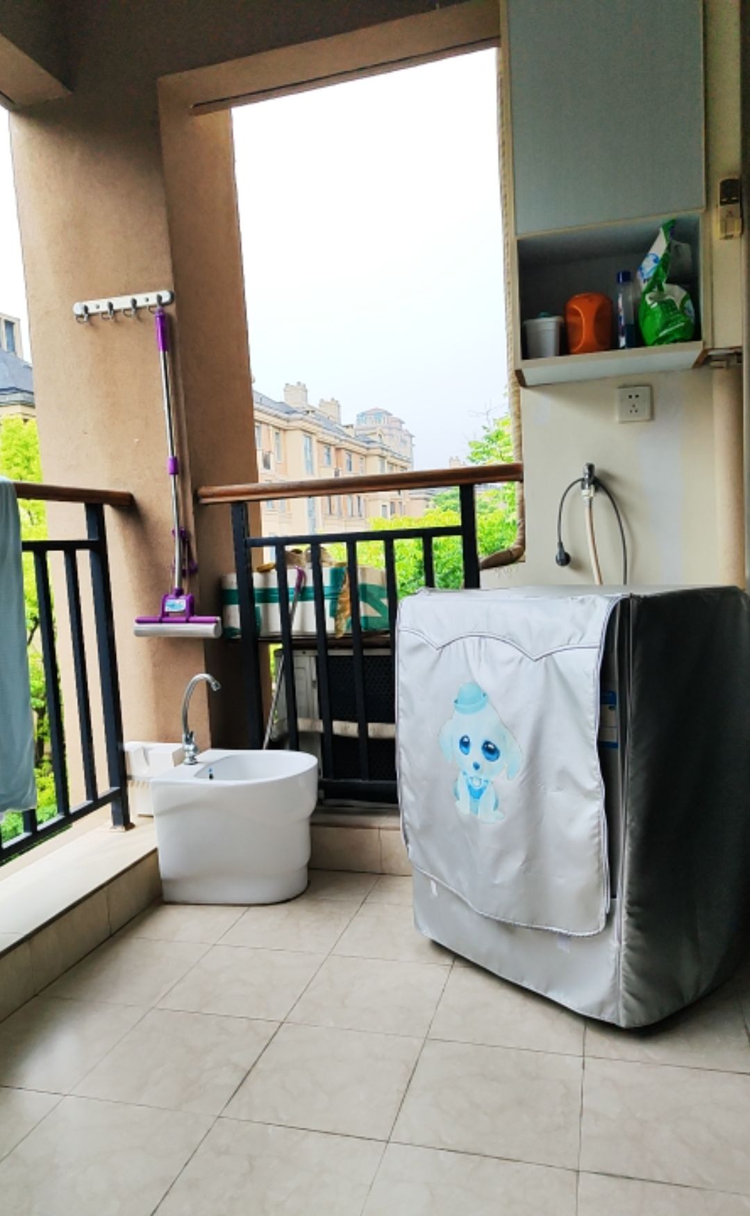 边套房绿化光线都好