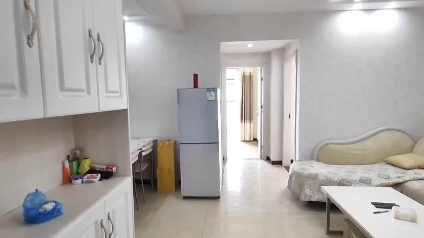 老城区仙下河旁，康湾精装两房，自住，出租，过渡均可，看房方便