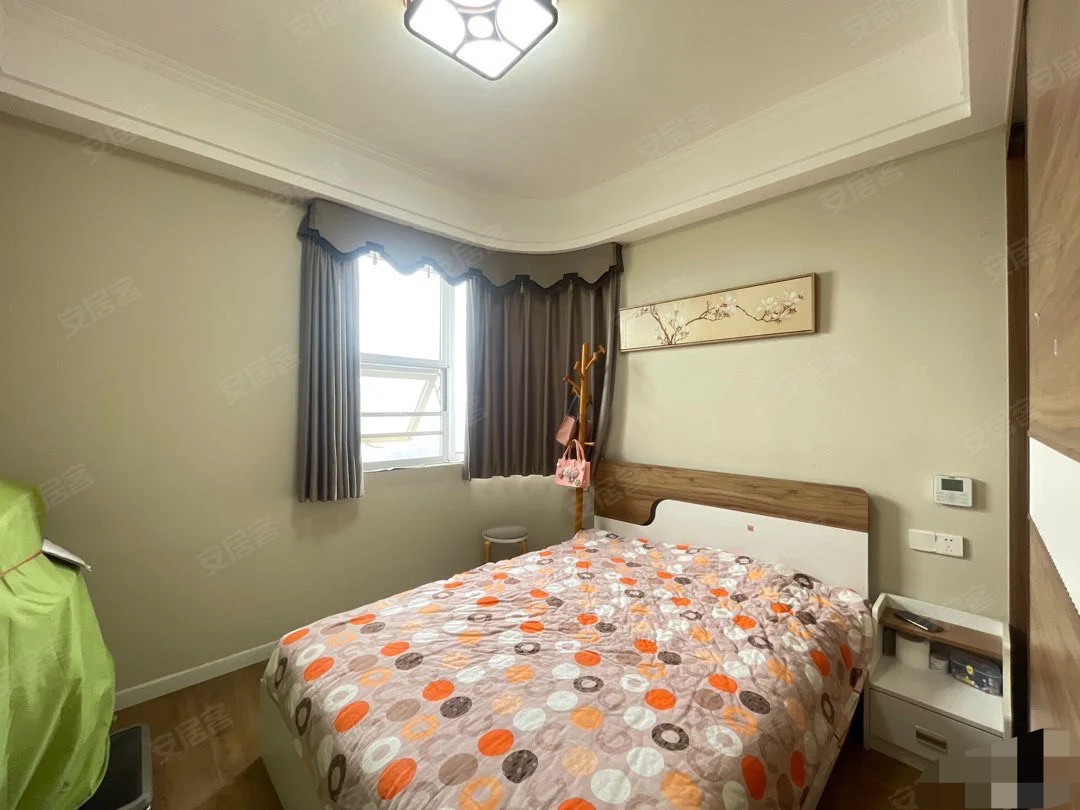 56，房东亏本出，电梯复式楼，降价急售！全屋硅藻泥➕中央空调捡漏好房