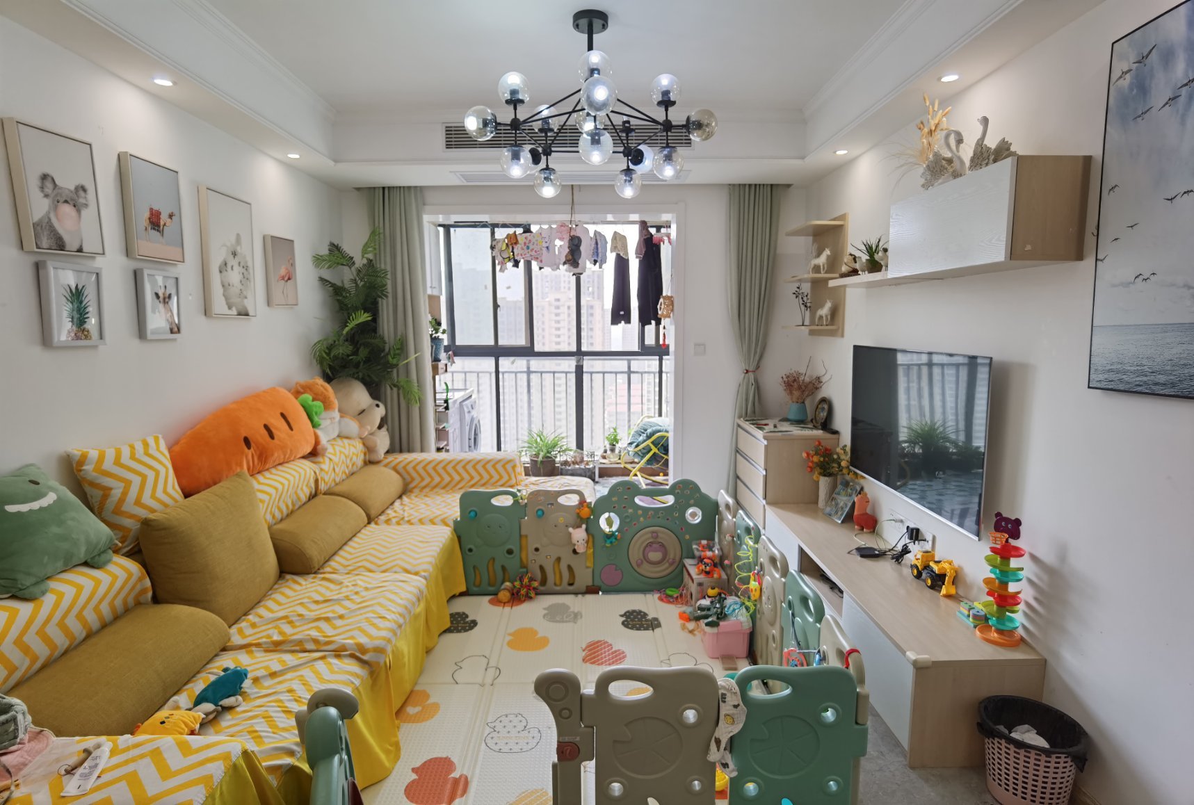 森林国际城景观楼层精装小三房 附近环境好，房东诚心出售