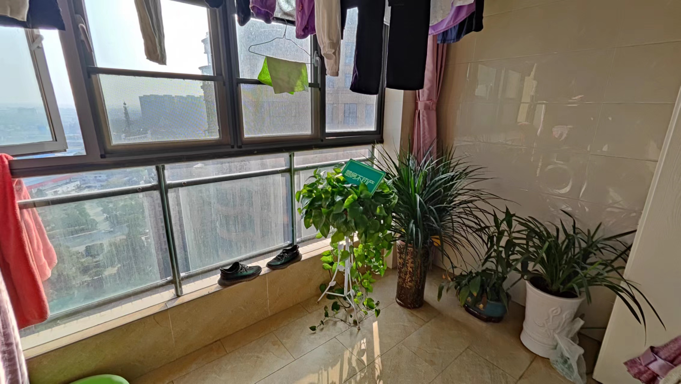 御台公馆精装大两房家里成色新看房方便