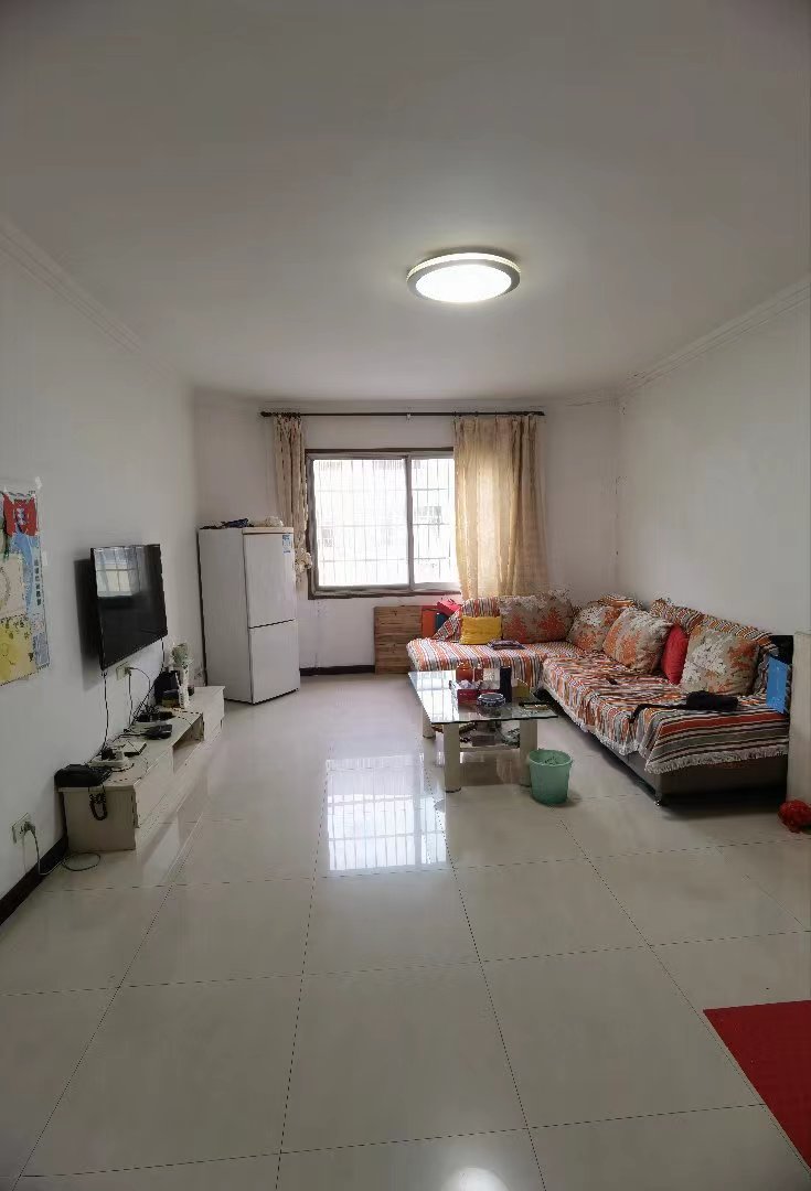 德政园枫丹苑.精装三房.证件满二.看房约