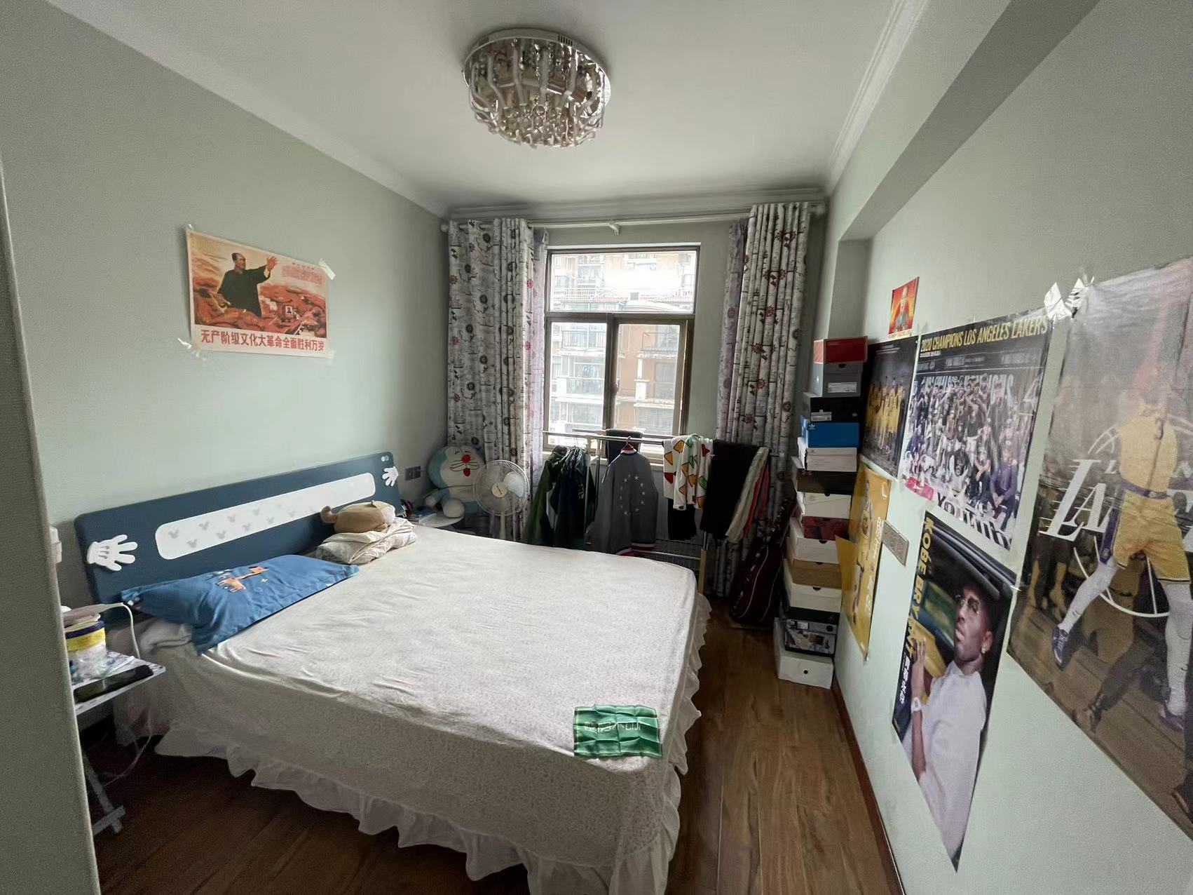 城南，金诚花园，精装四房半，诚意出售，带保姆间，带衣帽间，凤凰层